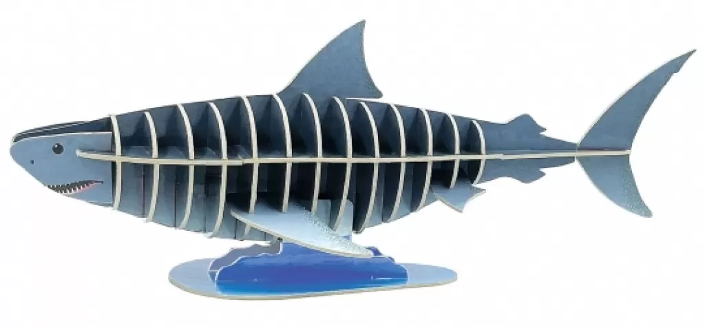 While reading up on all the shark facts, you can complete a unique shark model following easy, mess-free step-by-step instructions.